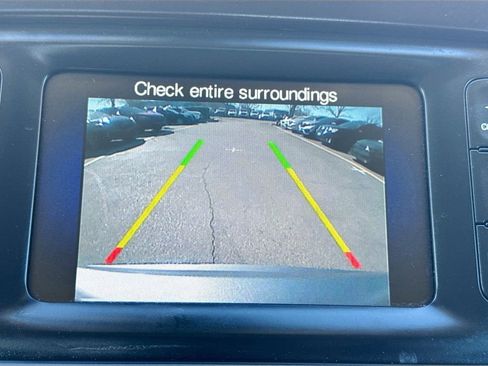 Used 2016 Chrysler 200 Limited image 15