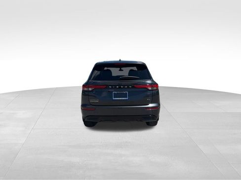 New 2026 Nissan Rogue SL AWD/4WD image 5