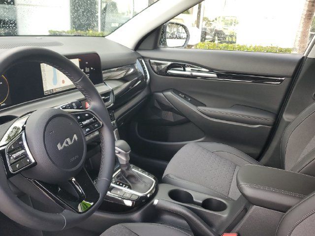 Certified 2024 Kia Seltos X-Line AWD/4WD image 22