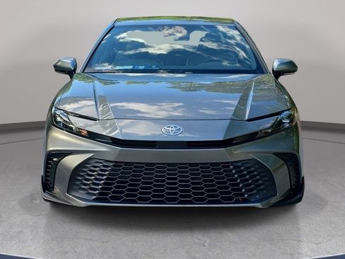 Used 2026 Toyota Camry SE w/ Convenience Package FWD image 2