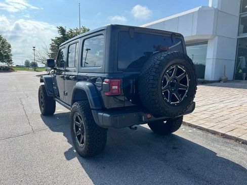 Certified 2018 Jeep Wrangler Unlimited Sahara AWD/4WD image 8