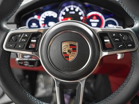 Certified 2023 Porsche Cayenne AWD/4WD image 17