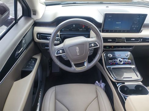 Certified 2022 Lincoln Nautilus Reserve w/ Cargo Utility Package image 15