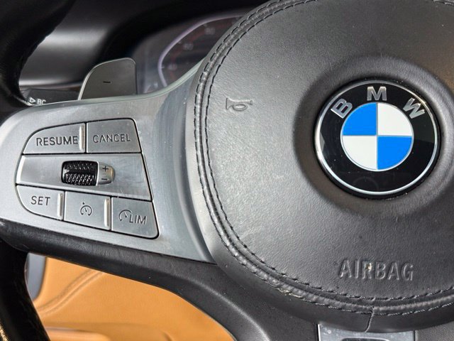 Used 2022 BMW 740i w/ M Sport Package RWD image 33