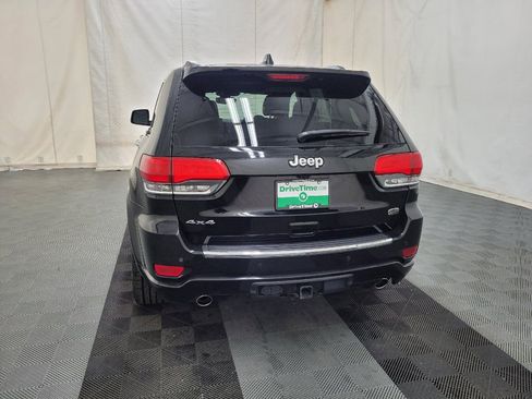Used 2019 Jeep Grand Cherokee Overland AWD/4WD image 6