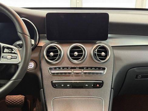 Certified 2022 Mercedes-Benz GLC 300 4MATIC w/ Premium Package Lite image 10