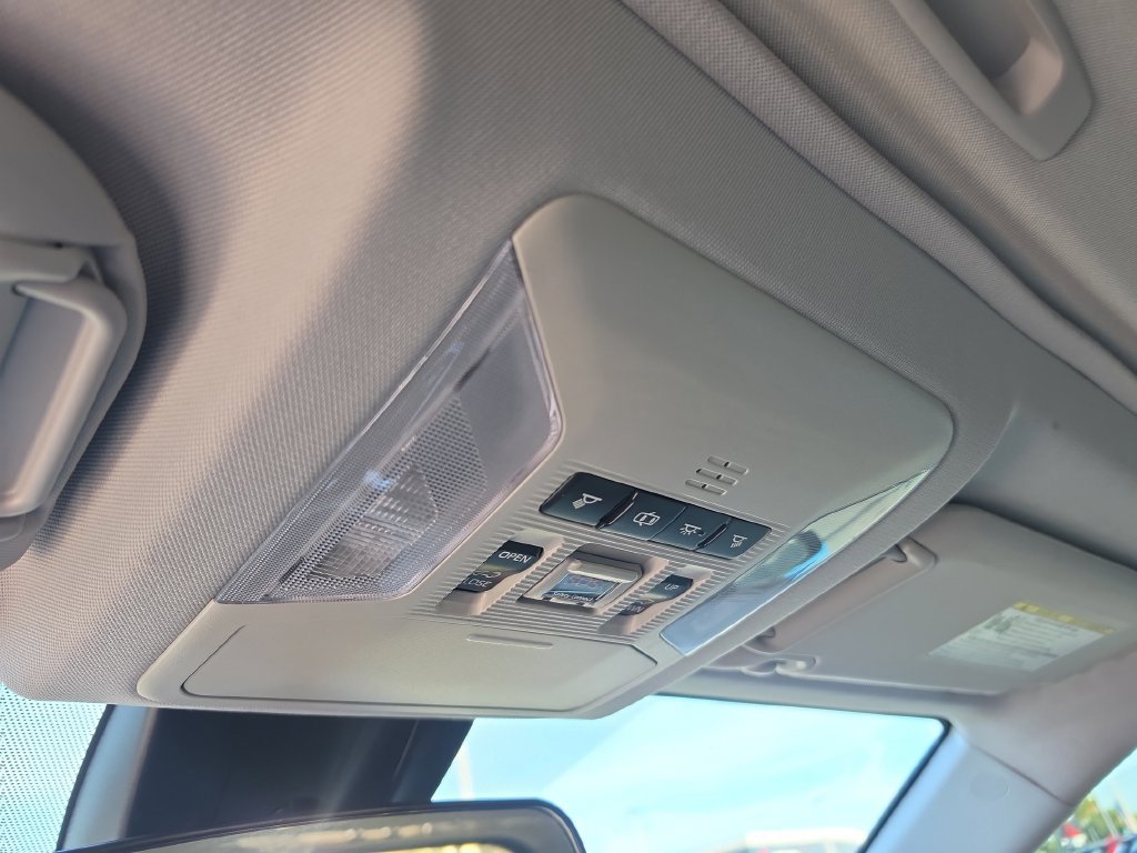Used 2019 Toyota RAV4 XLE FWD image 28