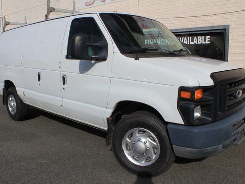 Used 2012 Ford E-250 and Econoline 250 image 10