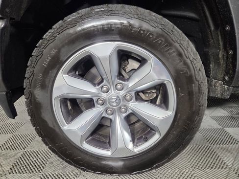 Used 2021 RAM 1500 Limited w/ Body Color Bumper Group AWD/4WD image 8
