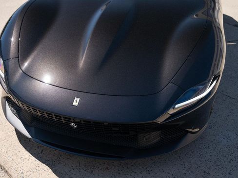 Used 2025 Ferrari Roma Spider RWD image 11