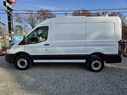 Used 2020 Ford Transit 250 Medium Roof image 2