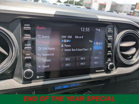 Certified 2022 Toyota Tacoma TRD Off-Road image 16