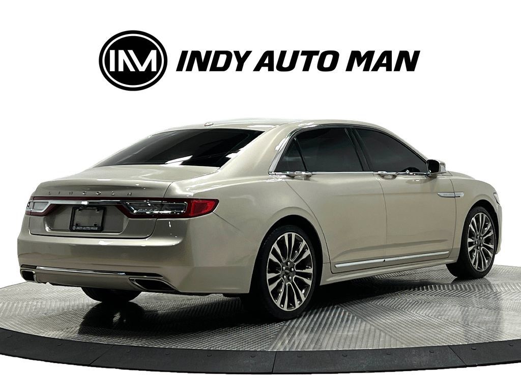 Used 2017 Lincoln Continental Select w/ Climate Package FWD image 4