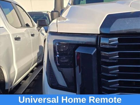 Used 2024 GMC Sierra 3500 Denali Ultimate image 22