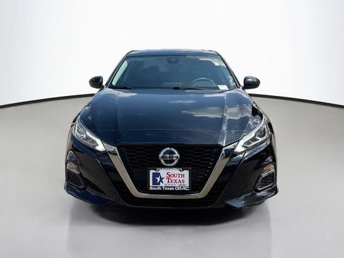 Used 2021 Nissan Altima 2.5 SR FWD image 2