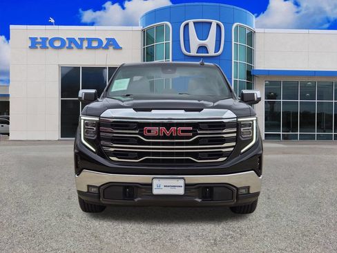 Used 2024 GMC Sierra 1500 SLT AWD/4WD image 8