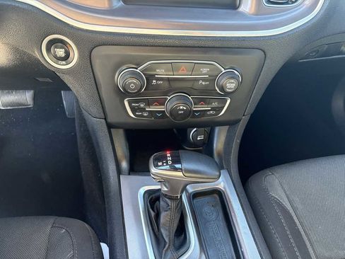 Used 2019 Dodge Charger SXT image 22