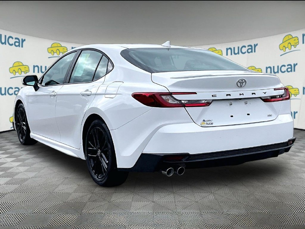 Used 2026 Toyota Camry SE FWD image 4