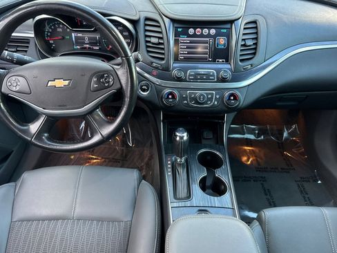 Used 2018 Chevrolet Impala LT image 26