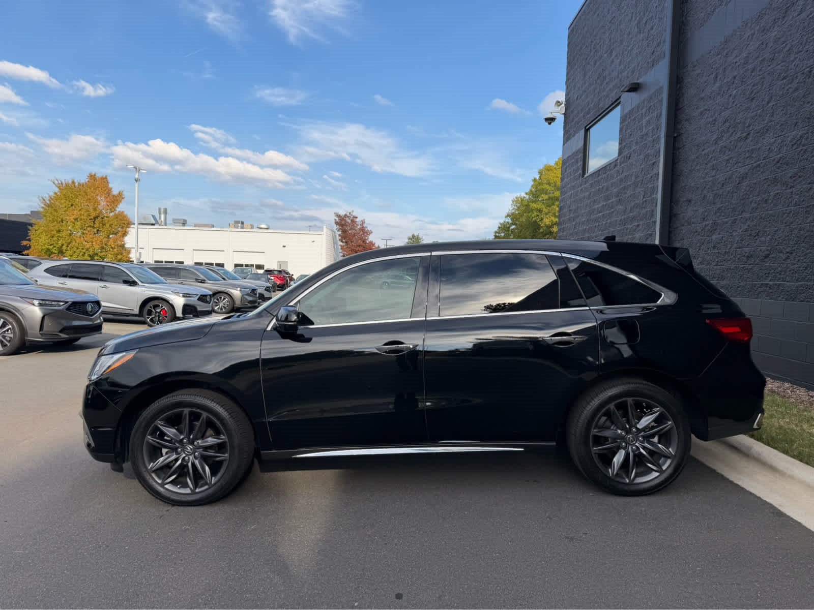 Used 2019 Acura MDX w/ Technology Package FWD image 7