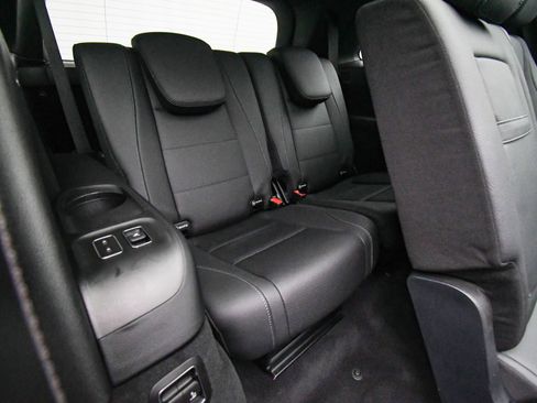 Used 2025 Mercedes-Benz GLS 450 4MATIC image 51