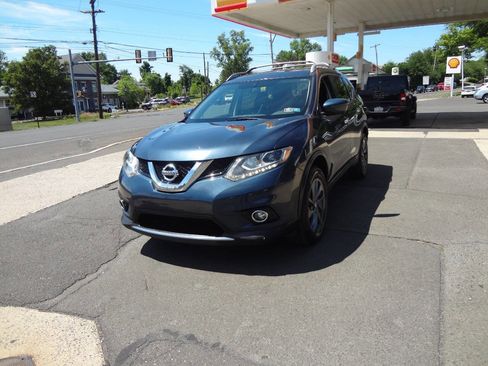 Used 2016 Nissan Rogue SL w/ SL Premium Package AWD/4WD image 2