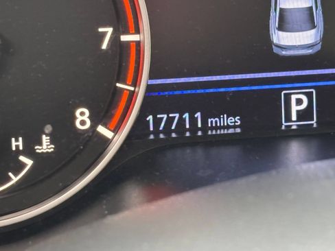 Used 2026 Nissan Altima 2.5 SV FWD image 9