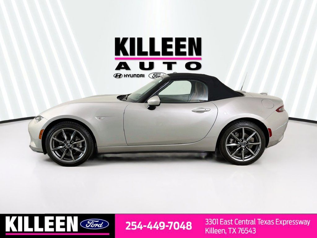 Used 2022 MAZDA MX-5 Miata Grand Touring w/ Weather Package RWD image 4