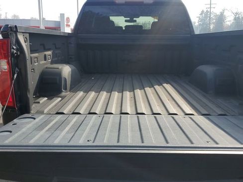 Used 2019 Chevrolet Silverado 1500 Custom Trail Boss w/ Custom Convenience Package image 8