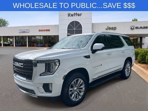 Used 2021 GMC Yukon SLT RWD image 1