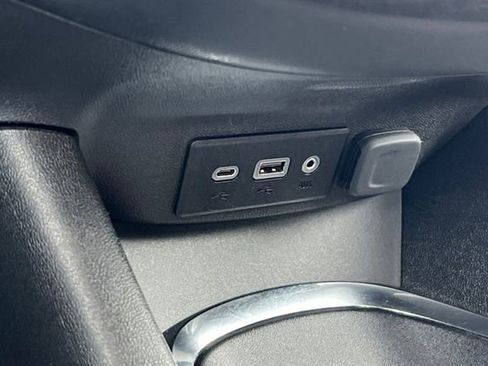 Used 2023 Chevrolet Malibu LT FWD image 37