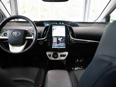 Used 2018 Toyota Prius Prime Advanced FWD image 20