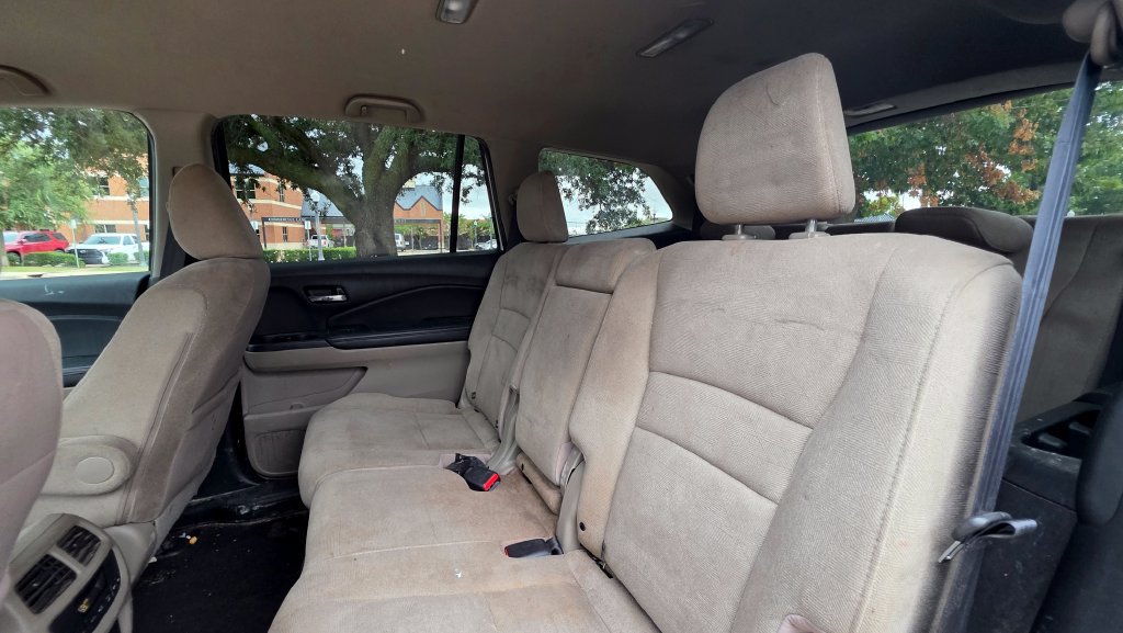 Used 2020 Honda Pilot EX image 25