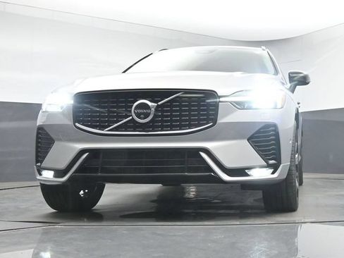 Used 2024 Volvo XC60 B5 Ultimate w/ Climate Package AWD/4WD image 12