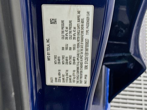 Used 2021 Tesla Model 3 Long Range image 12