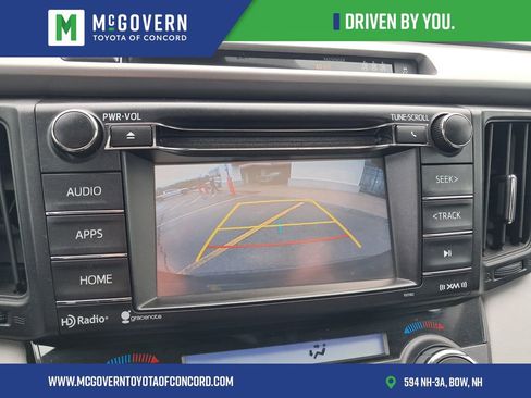 Used 2018 Toyota RAV4 XLE AWD/4WD image 29