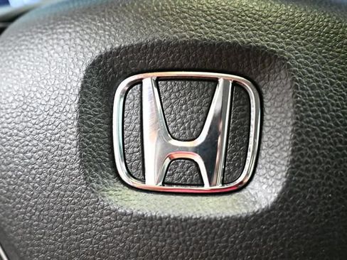 Used 2018 Honda Accord Touring image 41