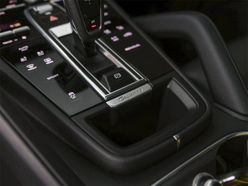 Certified 2023 Porsche Cayenne image 27