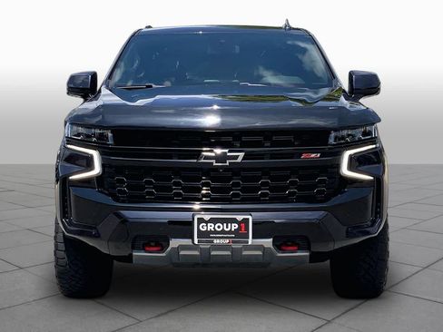 Used 2023 Chevrolet Tahoe Z71 w/ Luxury Package AWD/4WD image 4