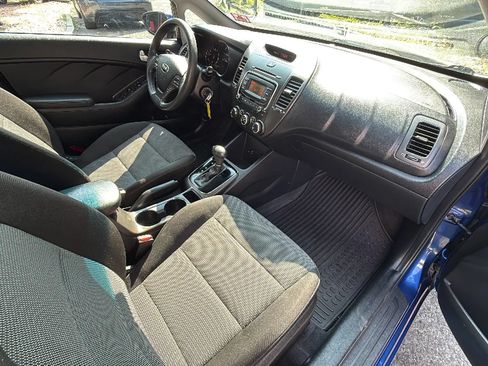 Used 2018 Kia Forte LX FWD image 27