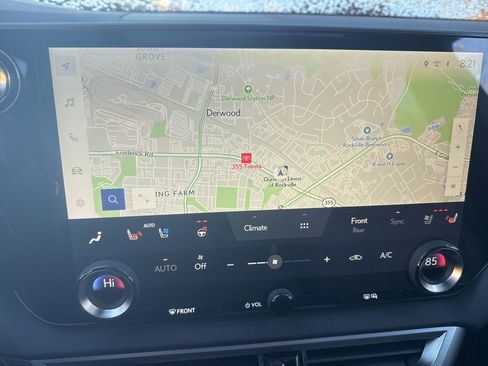 Used 2025 Lexus RX 450h AWD w/ Luxury Package image 14