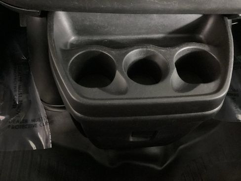 Used 2020 GMC Savana 2500 image 26