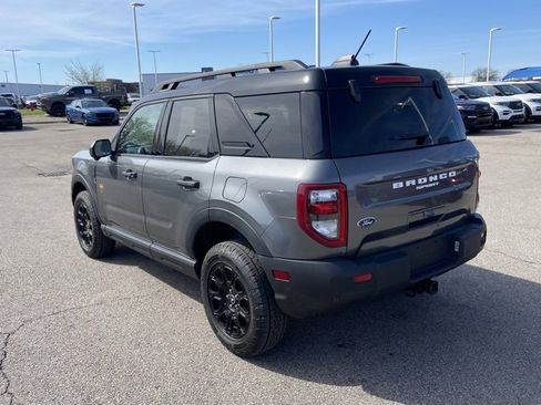 Used 2025 Ford Bronco Sport Badlands image 4