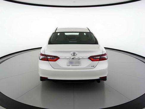 Used 2023 Toyota Camry LE image 6