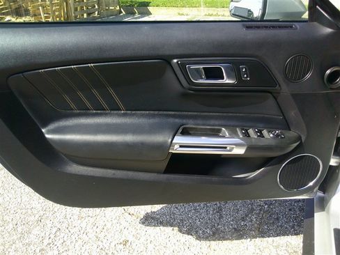 Used 2018 Ford Mustang Premium w/ Black Accent Package RWD image 9