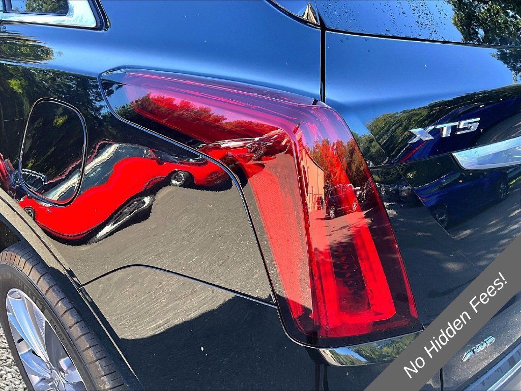 Used 2022 Cadillac XT5 Luxury AWD/4WD image 26