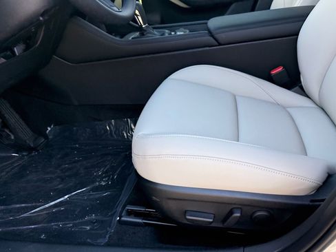 New 2026 MAZDA MAZDA3 2.5 S Sedan w/ Preferred Pkg image 19