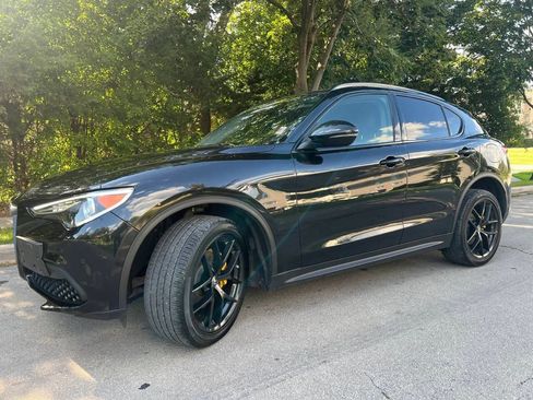 Used 2019 Alfa Romeo Stelvio Sprint w/ Nero Edizione image 7
