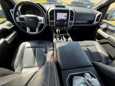 Used 2019 Ford F150 Lariat w/ Equipment Group 502A Luxury AWD/4WD image 6
