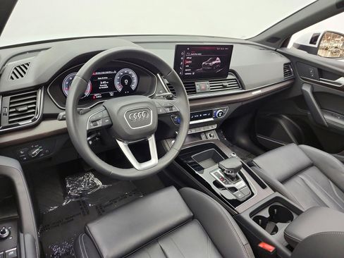 Used 2023 Audi Q5 2.0T Premium Plus w/ Premium Plus Package AWD/4WD image 14